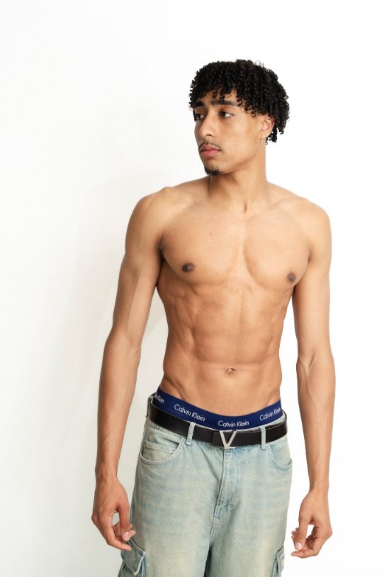 Portrait book mannequin homme, studio Leizart Paris
