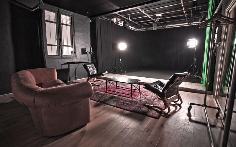 studio tournage fond noir studio tournage fond noir